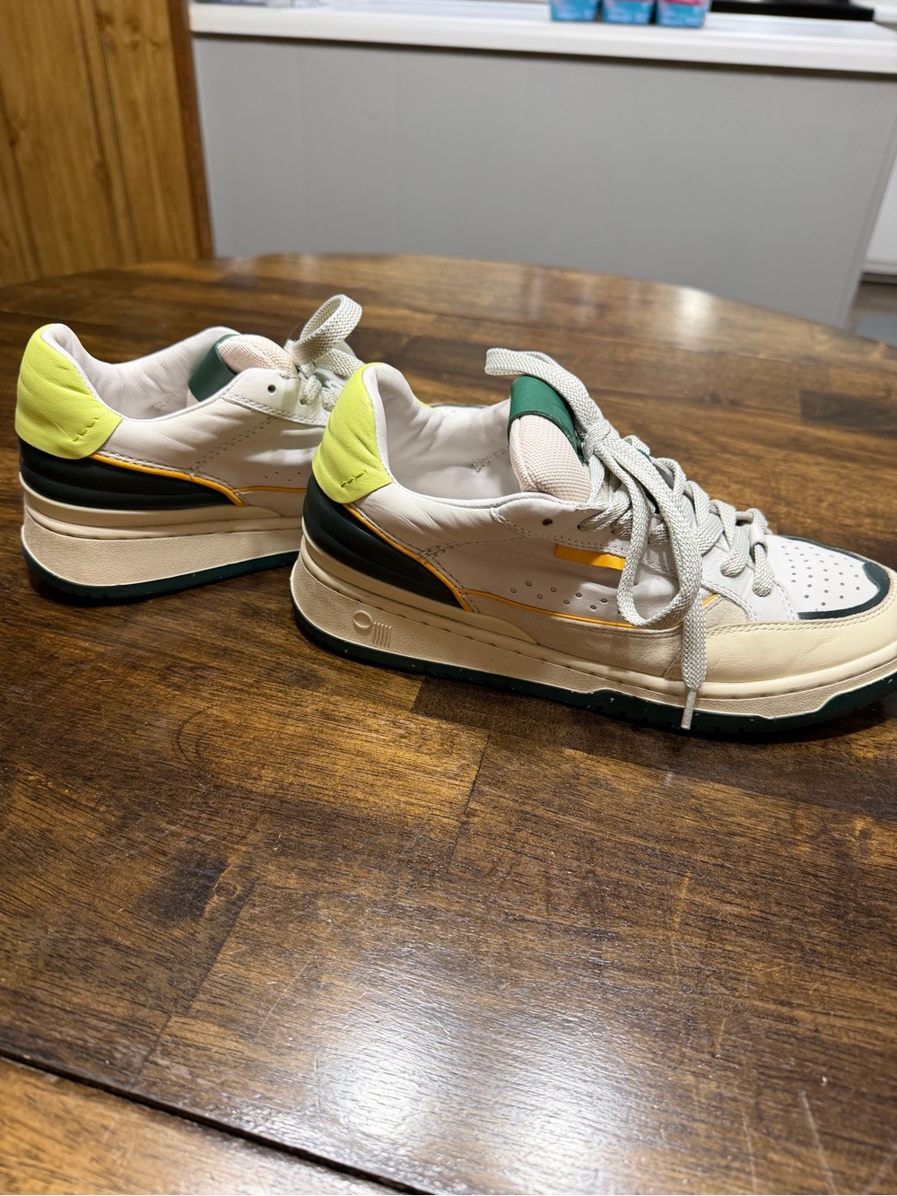 Oncept Paris Sneaker Size 8 Women’s Yellow/Green Colorway